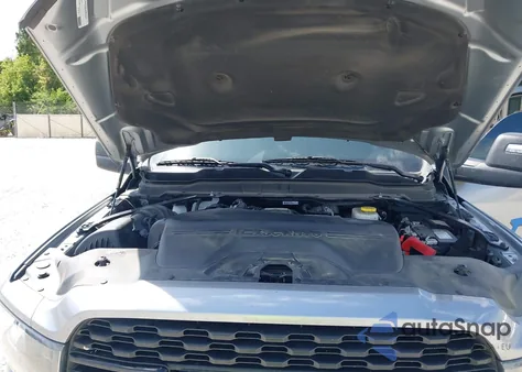 2024 Ram 2500 Big Horn 4X4 6'4 Box из США, поврежденный, VIN 3C6UR5DL1RG116185